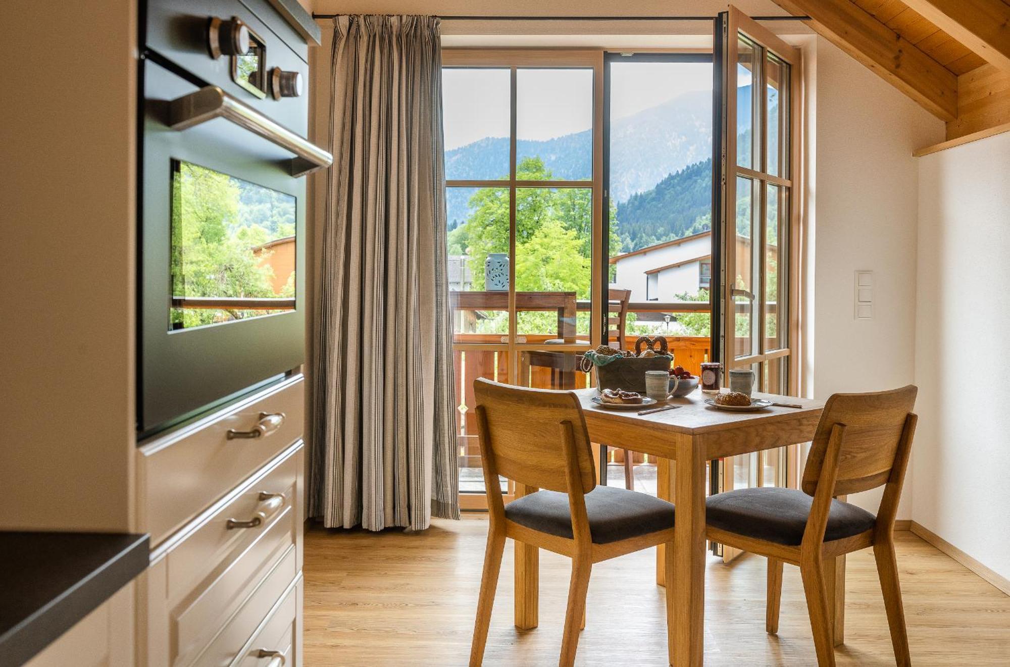 Ferienwohnungen Zober Am Muehlbach Oberammergau Dış mekan fotoğraf